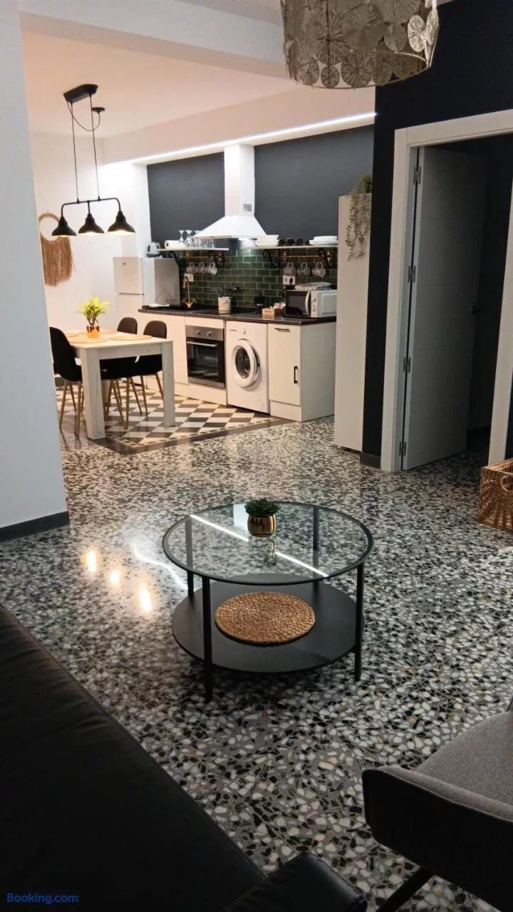 Apartamentos Turisticos Fernando III