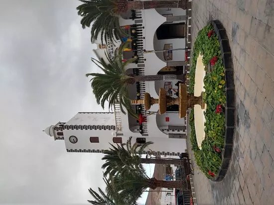 Plaza Leon Y Castillo