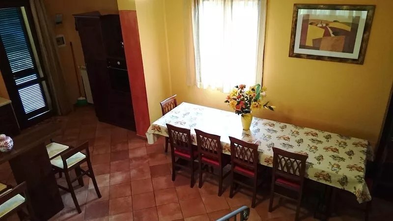 Exclusive Villa with Swimming Pool and very large Garden