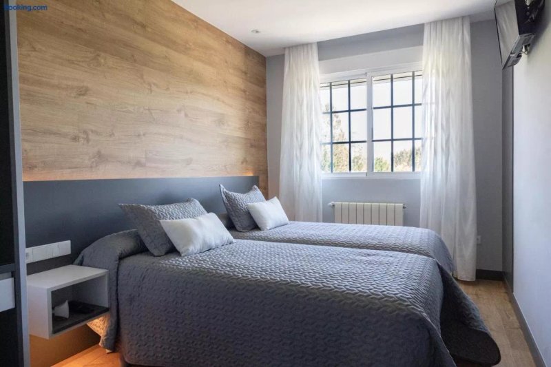 Hostal O Cruceiro