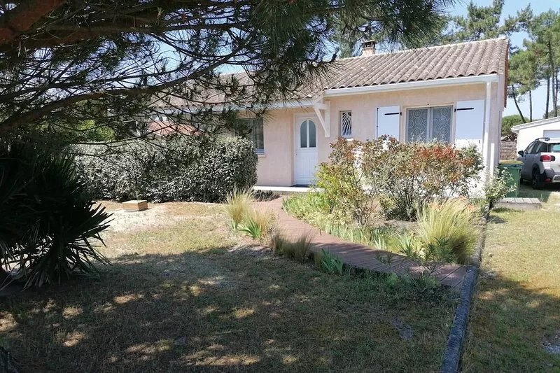 Recent Villa Quiet and bright near the beach Montalivet