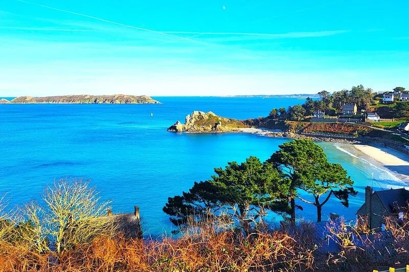 Modern villa with beautiful sea view of Perros-Guirec harbor and Tomé Island