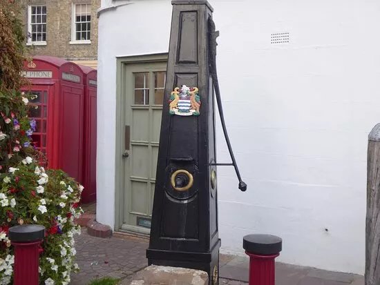 Water Pump And Trough