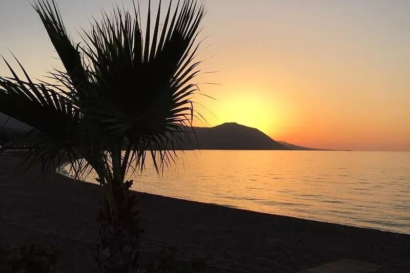 Villa with Panoramic Sea & Mountain Views, Private Pool Free Air Con & WiFi &BBQ