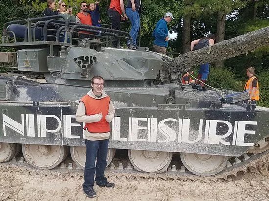 Juniper Leisure - The Tank Driving Company