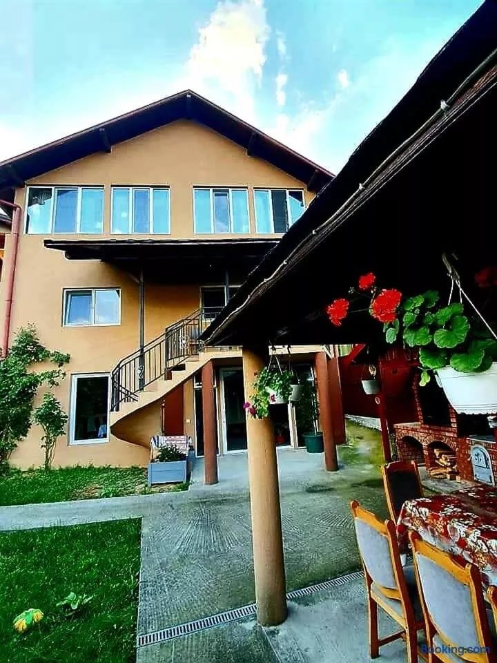 Casa Ostrov