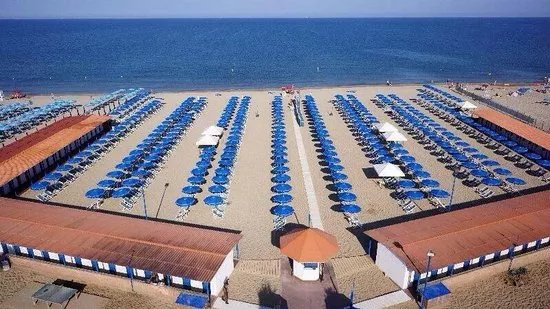 Bagno Laura - La Spiaggia