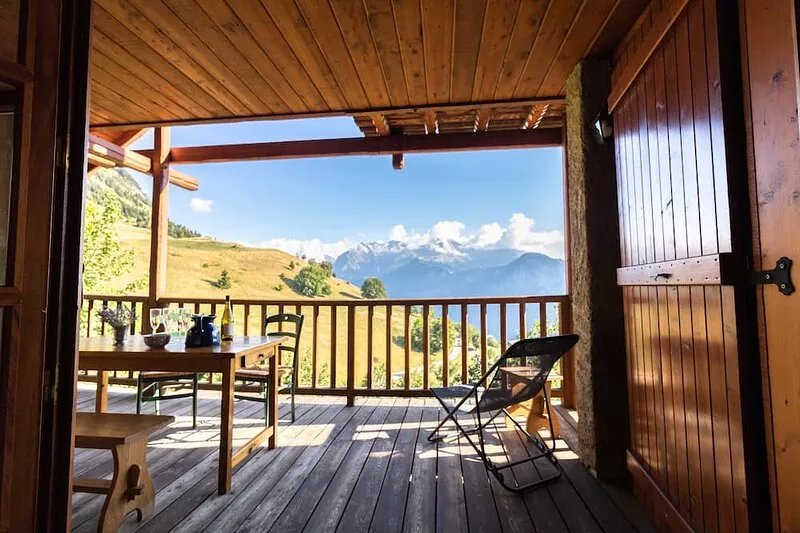 Large family chalet on the Alpe d'Huez ski area