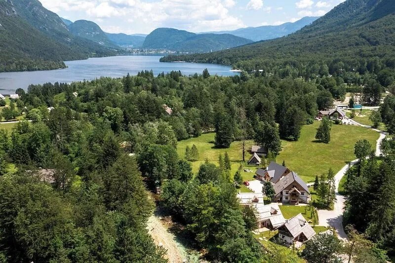 ALPIK Chalets - Bohinj - A5 - Duplex Three-Bedroom App - Balcony - Fireplace