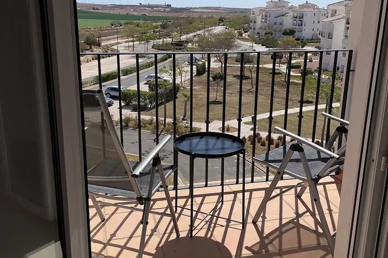 Perfectly located penthouse for rent!