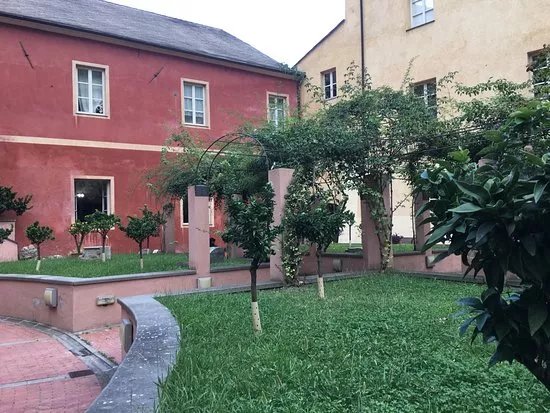 Biblioteca Mediateca Finalese