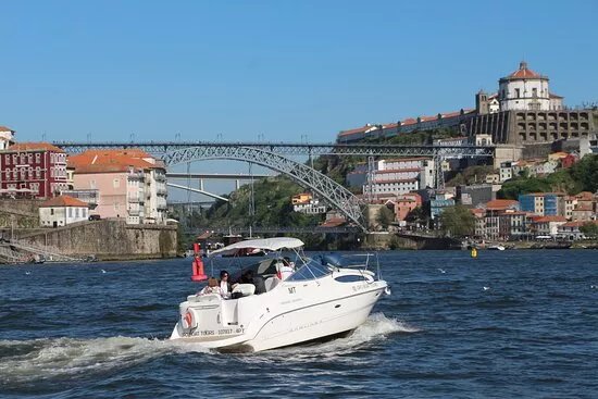 Opo Boat Tours