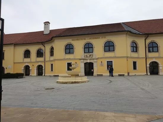 Apor Palace