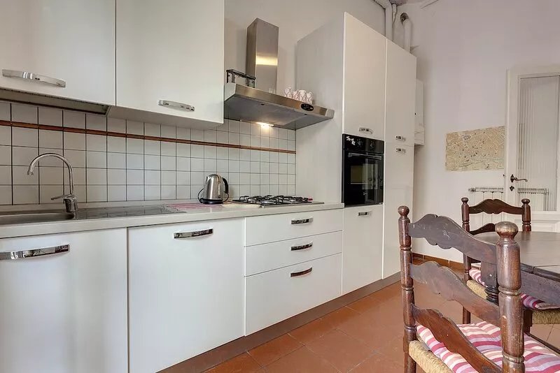 Mimi, spacious apartment with private garden in the heart of Florence