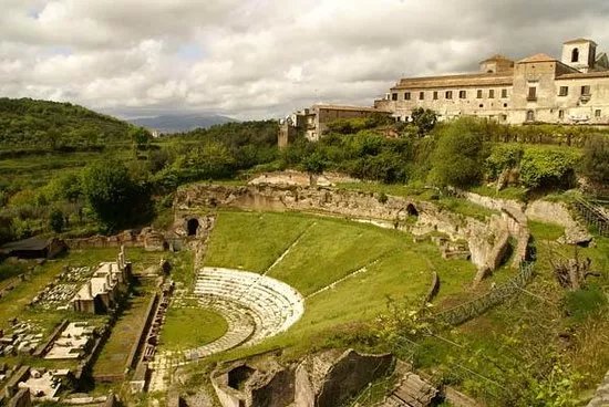 Teatro Romano di Sessa Aurunca