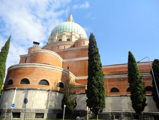 Parrocchia di S. Nicolo Vescovo al Tempio Ossario