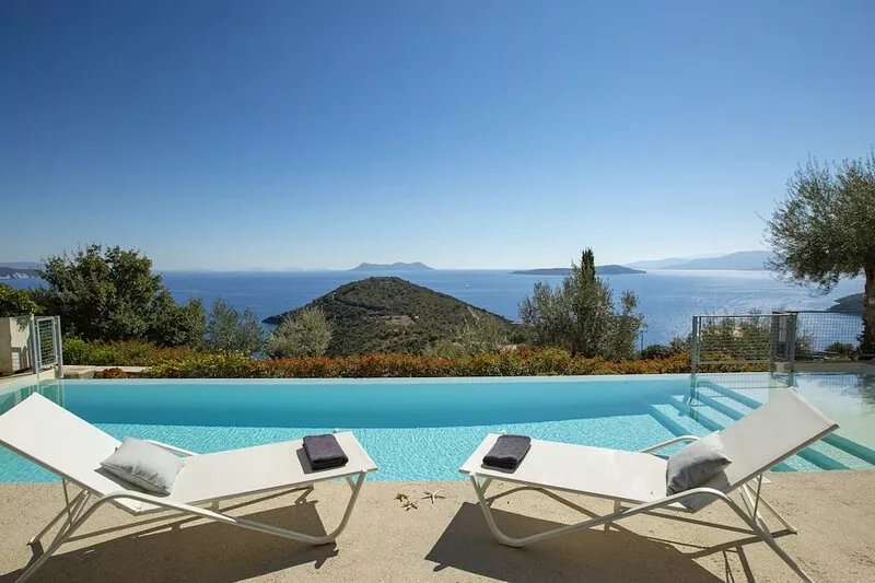 Villa Medusa with amazing seaview & salt water pool!