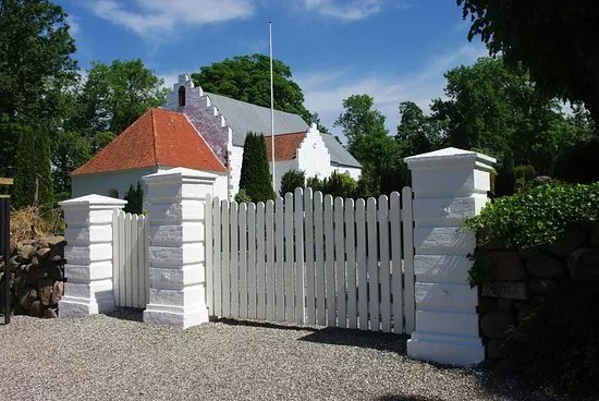 Tved Kirke