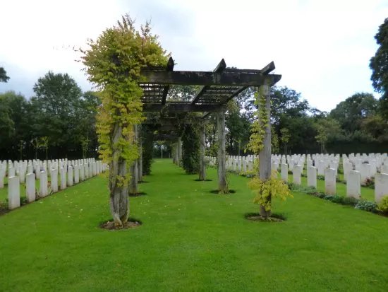 Banneville-la-Campagne War Cemetery