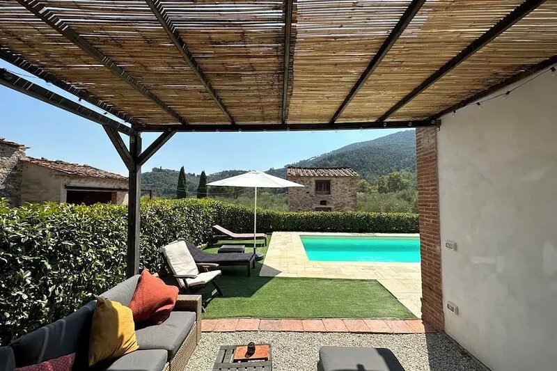 Casa Colle - pool, garden, village location, mountain views, English spoken