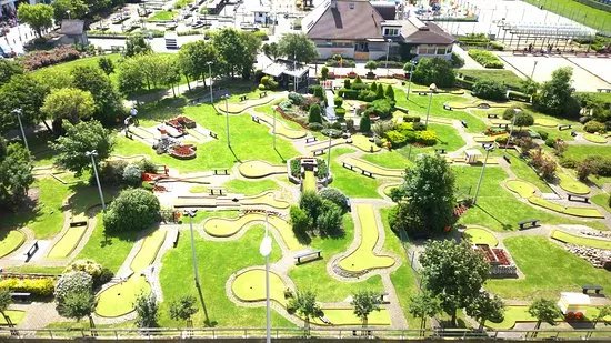 Mini Crazy Golf