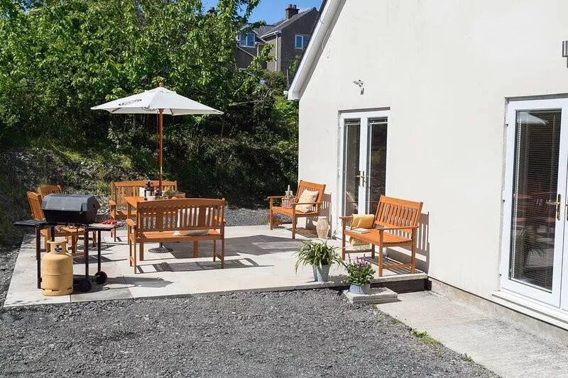 Pant yr Afallen -  a coastal that sleeps 10 guests  in 4 bedrooms