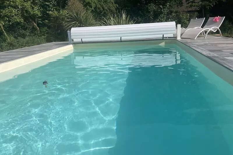 Carentan - Spacieuse Maison Avec Piscine Chauffée de 10 Personnes