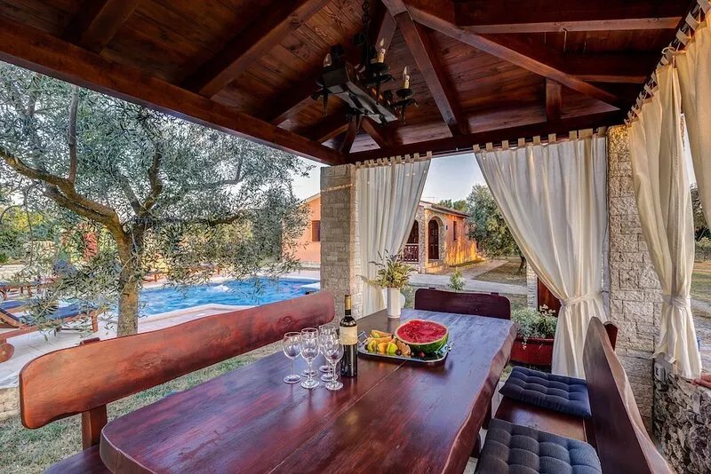Peaceful Family House " Tedi " With heated pool  !!!!!