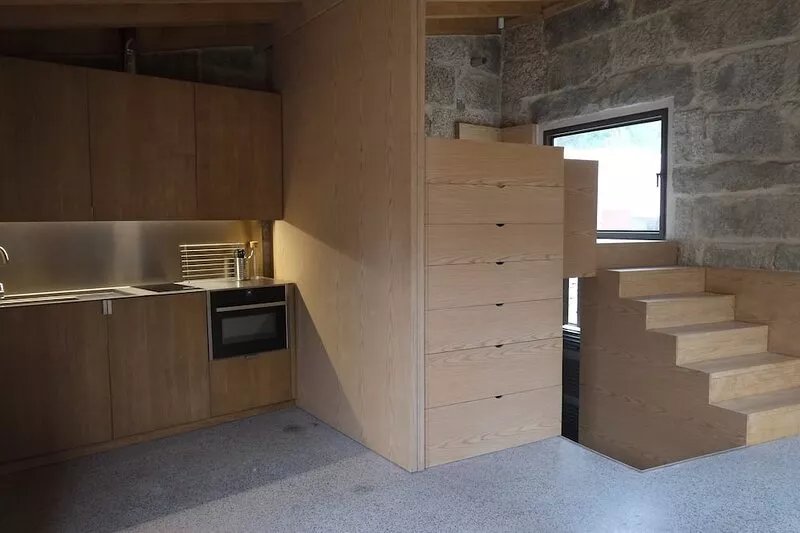 Small stone house four 4 people in an unspoilt natural setting  1km from the sea