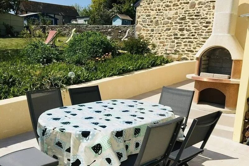 House / Villa - St meloir des ondes