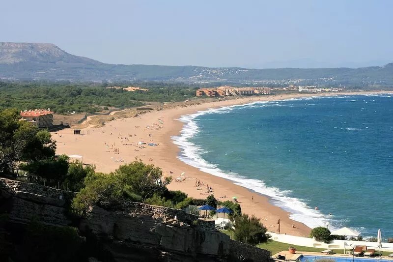 Apartment with garden & pool - First line Pals beach (GM 2H 411)