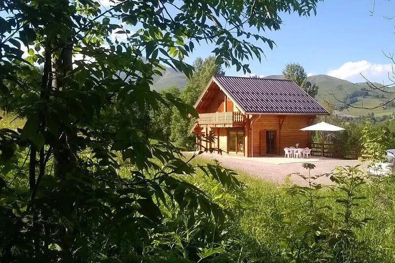 Individual chalet 10 people