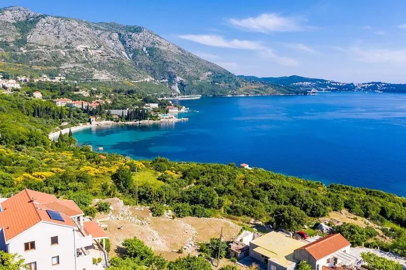 Villa Made 4U - Deluxe Four Bedroom Apartment with Terrace and Sea View