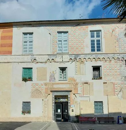 Palazzo Del Tribunale