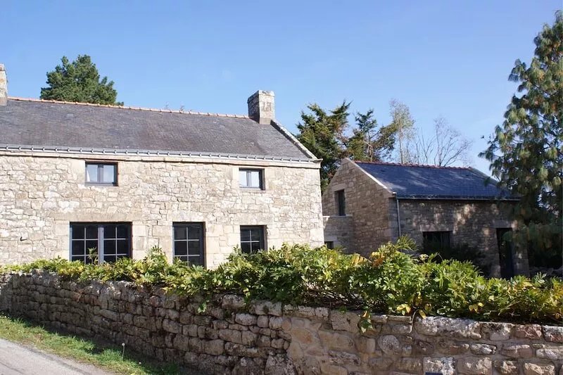 Old farm, with garden, 10 min by walk to the port