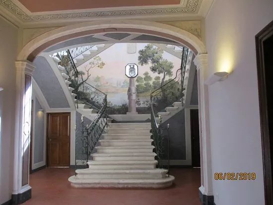 Centre D'art I D'historia Hernandez Sanz