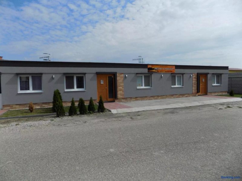 Viktoria&Krisztian Apartments