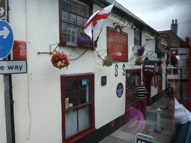 The Queens Arms