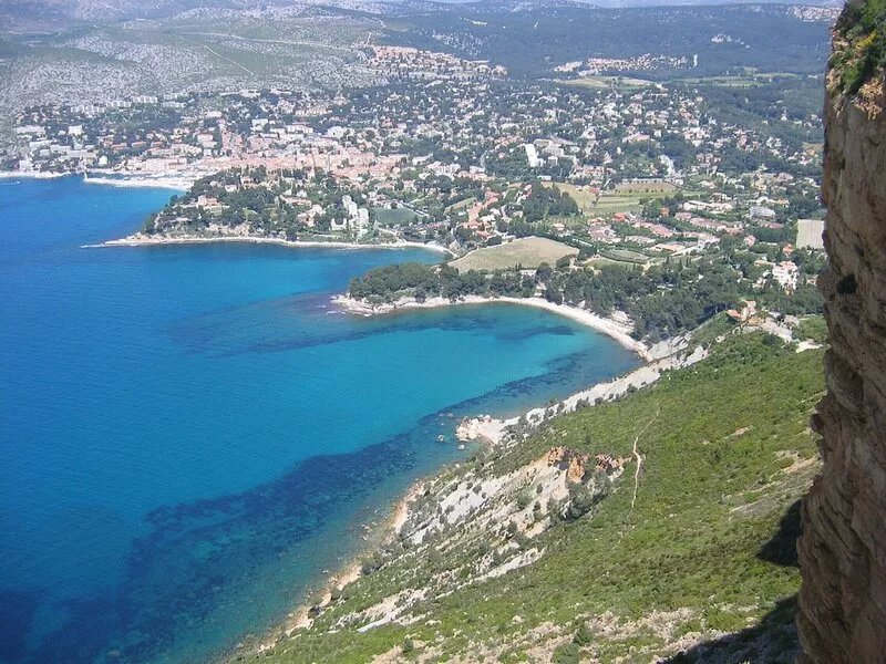 HOLIDAY HOUSE AVAILABLE ALL SEASONS