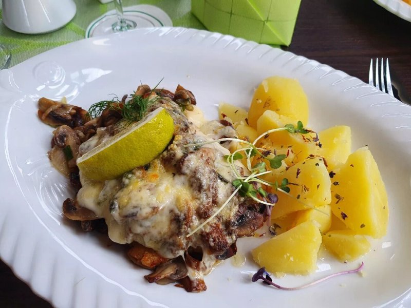 Hotel & Restaurant "Zur Linde"