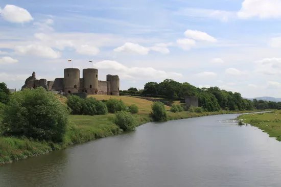 Brough Guide to North Wales
