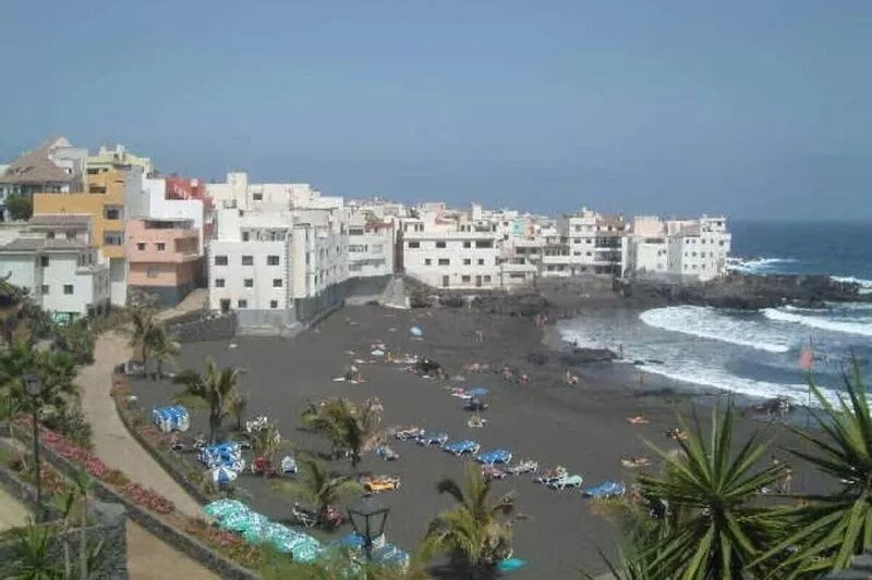 Apartment 3 right by the sea in Punta Brava on the north coast of Tenerife
