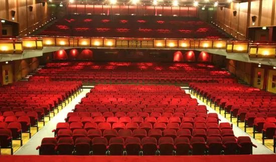 Cliffs Pavilion Theatre