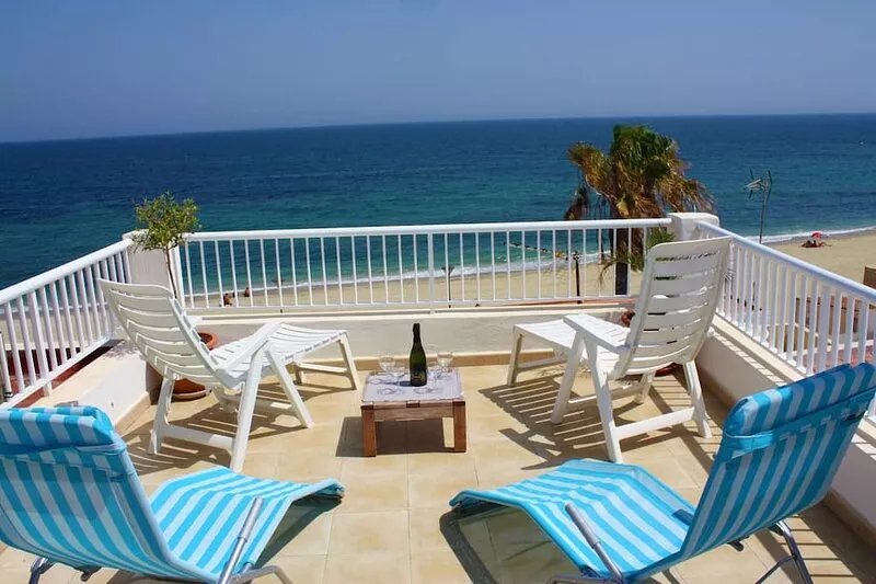 Aguilas Casa de playa, durante todo el año un gran clima, A / C, Wi-Fi, televisión por satélite.