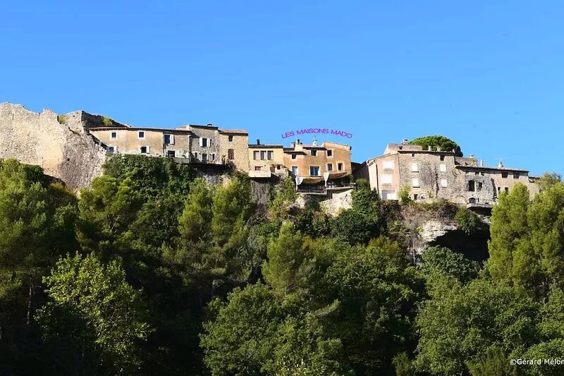 Exceptional view of Mont Ventoux. Charming house, cosy and friendly
