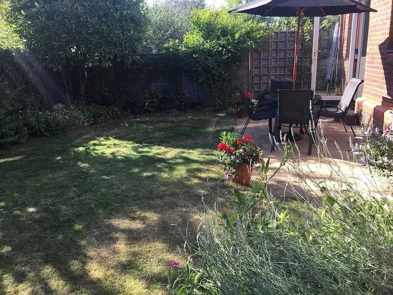 Holiday Home close to Hamble Village centre and Marinas
