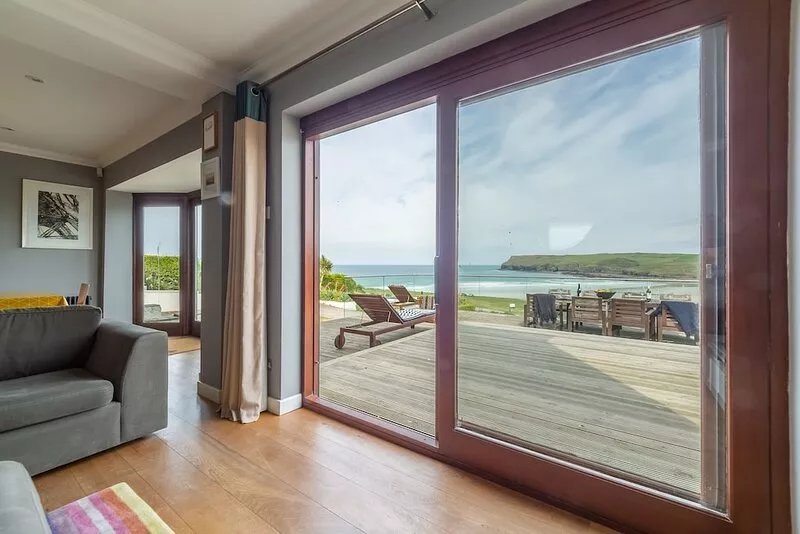 Pentewan is an attractive, modern holiday home, furnished to a high standard.