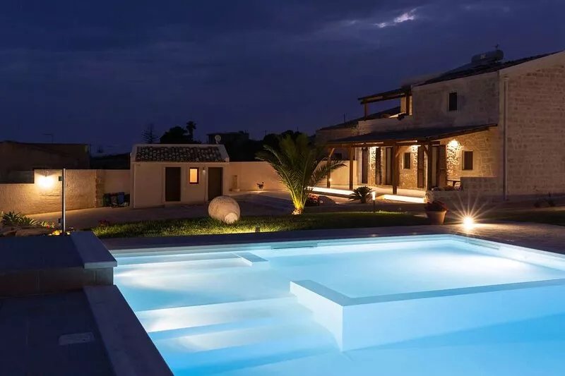 Emotions of Casa Barone, villa with swimming pool, sea view, suitable for large