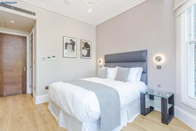 LuxLet Apartments - Heart of Hampstead, London