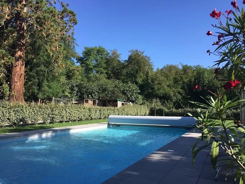 Romantic 17 century village house with private spa, bakery and butcher within